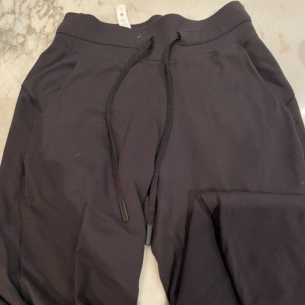 Lululemon Ready to Rulu High Rise Jogger 7/8 length size 2